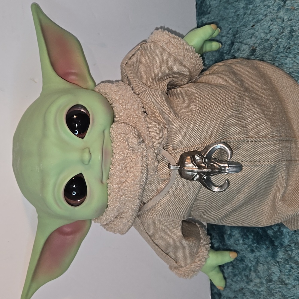 Baby Yoda Large Plush Toy 2020 Mattel "Like New"